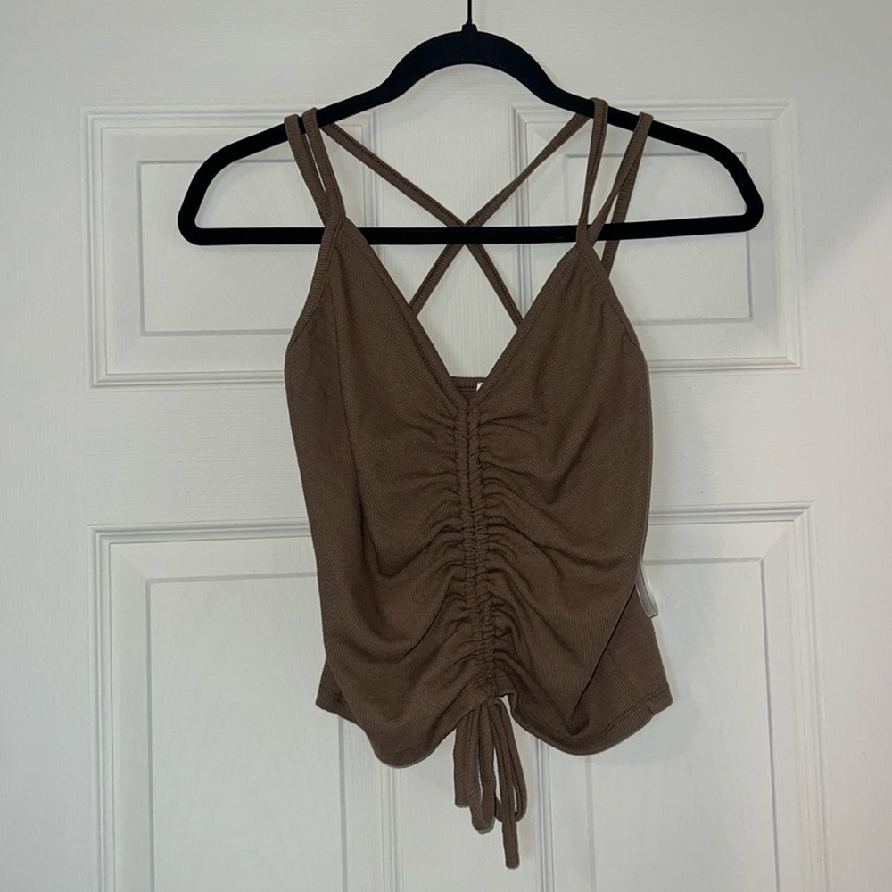Ribbed, adjustable front, cross back tank top!